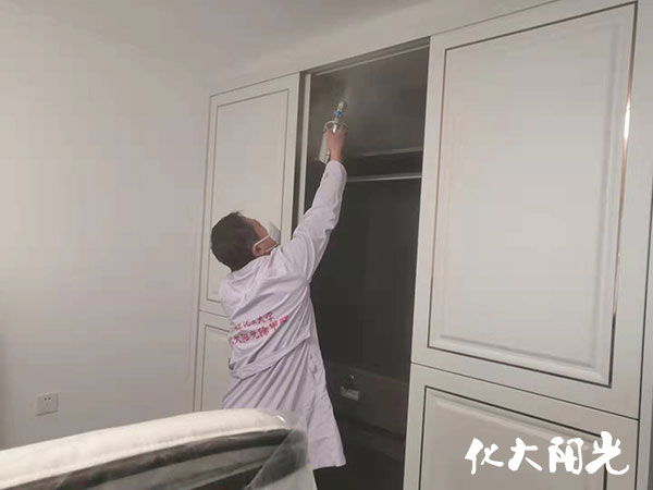 新房裝修室內(nèi)除甲醛