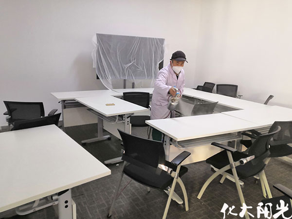 公司新辦公室室內(nèi)除甲醛