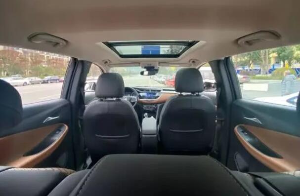 疫情當前，怎樣快速為汽車消毒？
