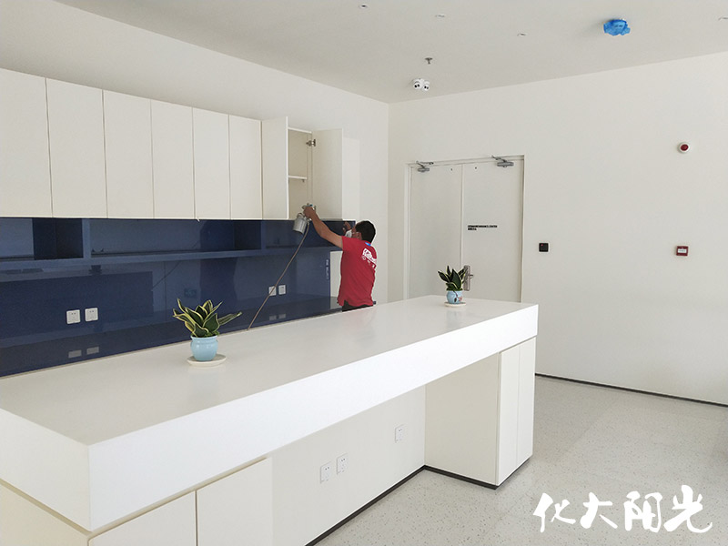 大型數(shù)據(jù)中心辦公區(qū)室內(nèi)除甲醛治理
