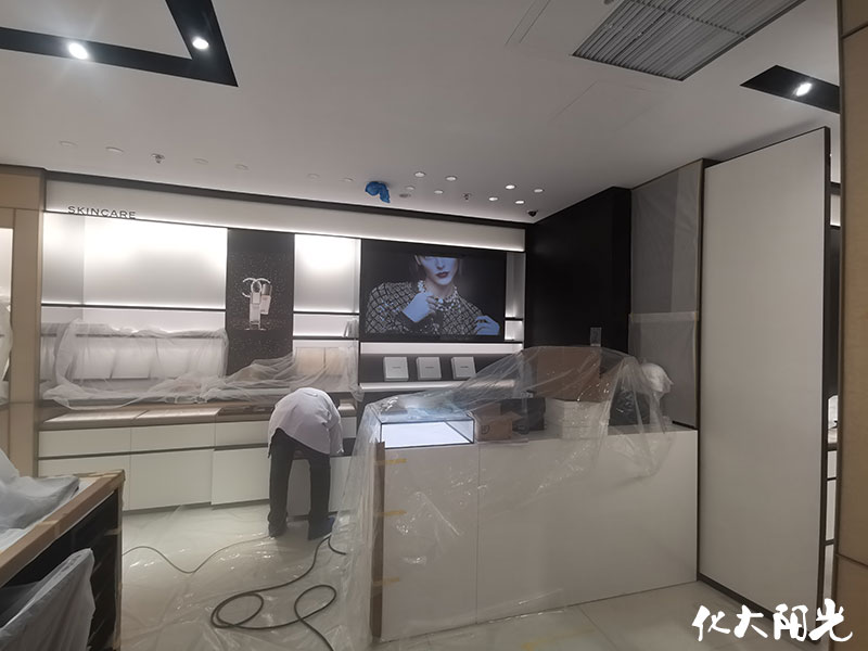 香奈兒奢侈品店除甲醛