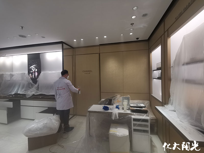 香奈兒奢侈品店除甲醛